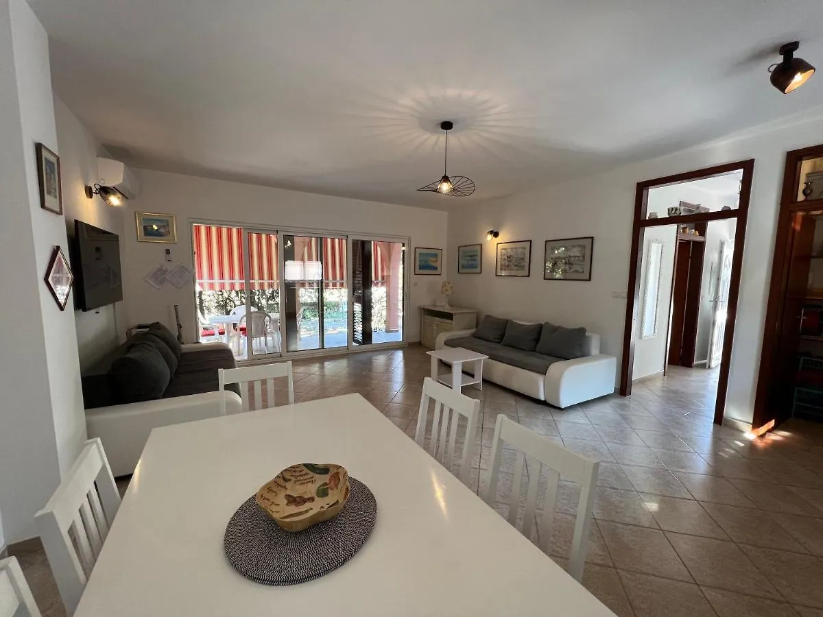 Villa Simuni Holiday Home Croatia